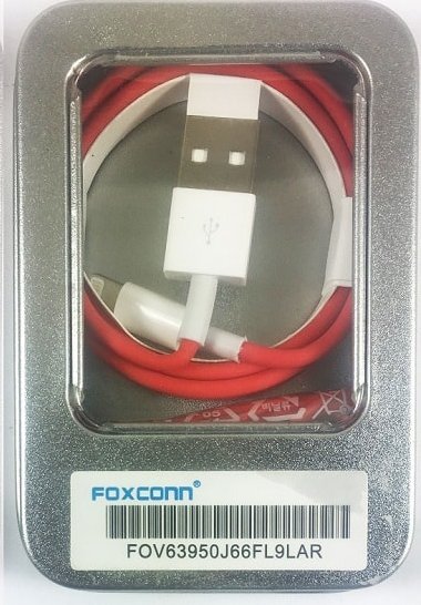 Комплект Foxconn наушники + кабель USB iPhone 5 красный в металлической коробке