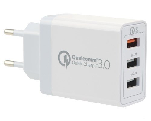 ������� ������� 220B - USB Qumo Quick Charge 3.0 3 USB (Charger 0019), 3 USB, 4.2A, 1 USB (QC 3.0, F